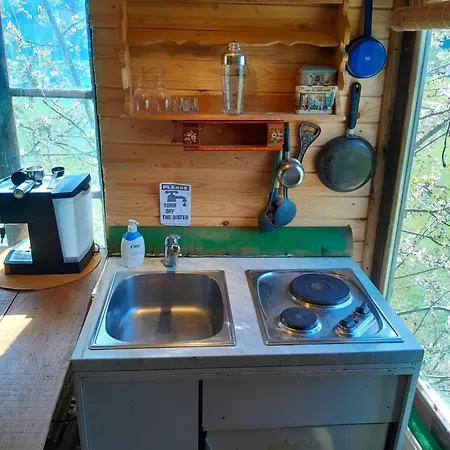 Tree House Ramona & Fairytale Wooden House By Ljubljana בית הארחה