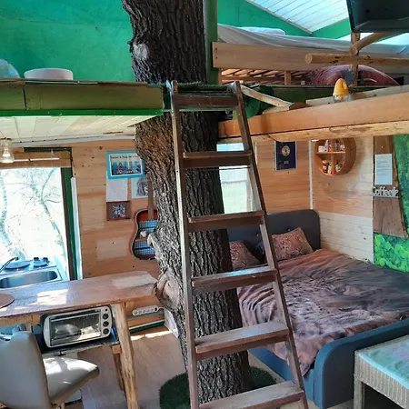 Tree House Ramona & Fairytale Wooden House By Ljubljana בית הארחה *