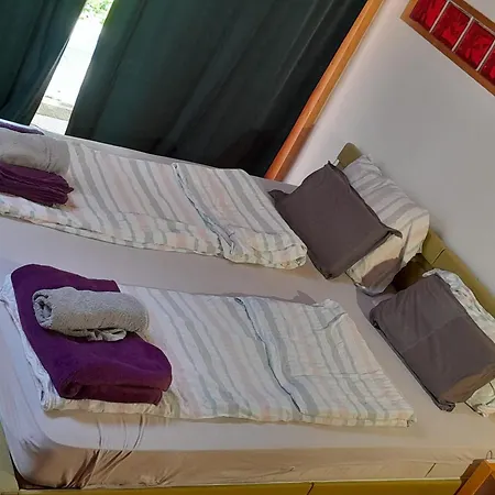 Tree House Ramona & Fairytale Wooden House By Ljubljana 4*