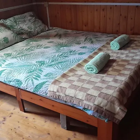 בית הארחה Tree House Ramona & Fairytale Wooden House By Ljubljana