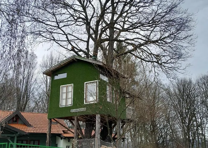 Tree House Ramona & Fairytale Wooden House By Ljubljana 4*