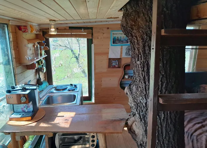 Gasthuis Tree House Ramona & Fairytale Wooden House By Ljubljana 4*