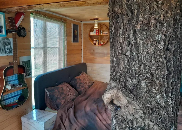 Tree House Ramona & Fairytale Wooden House By Ljubljana Guest house 4*