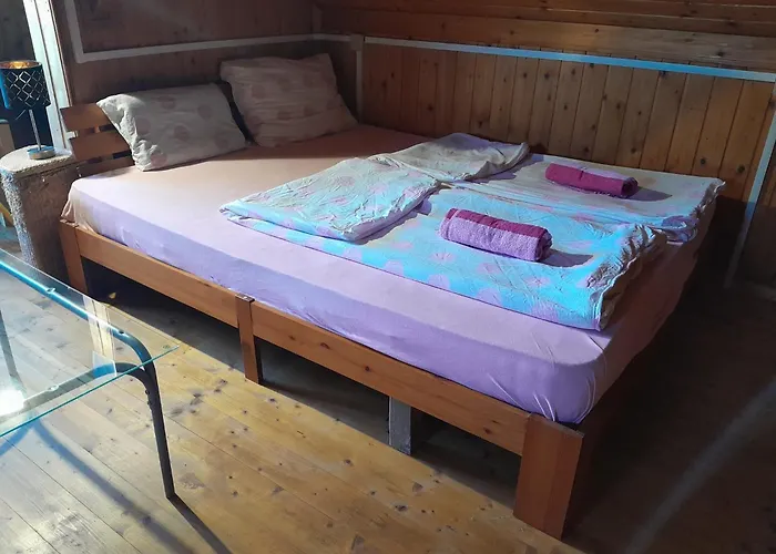 Gasthuis Tree House Ramona & Fairytale Wooden House By Ljubljana Grosuplje