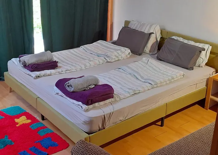 Gasthuis Tree House Ramona & Fairytale Wooden House By Ljubljana 4*