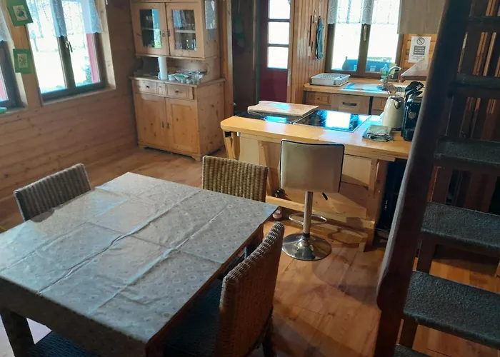 Gasthuis Tree House Ramona & Fairytale Wooden House By Ljubljana Grosuplje