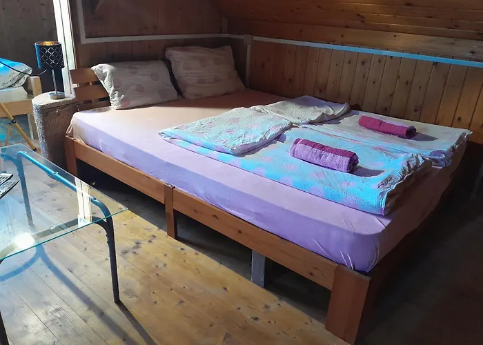 Tree House Ramona & Fairytale Wooden House By Ljubljana Guest house