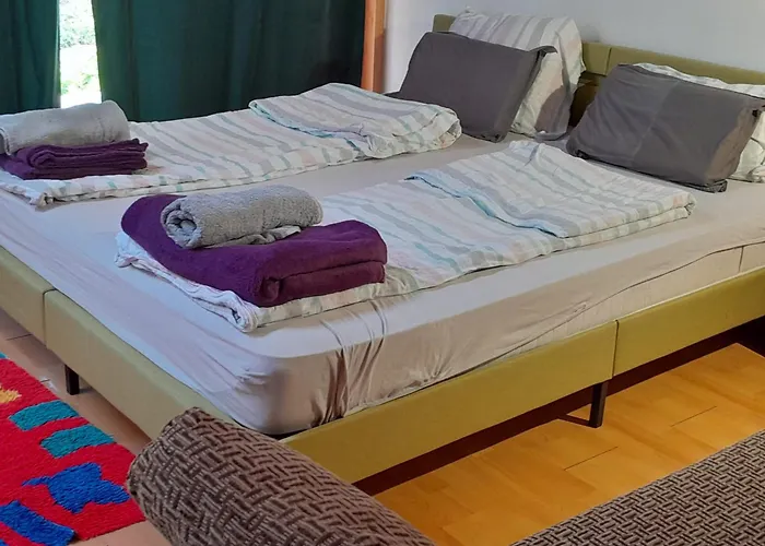 Gasthuis Tree House Ramona & Fairytale Wooden House By Ljubljana