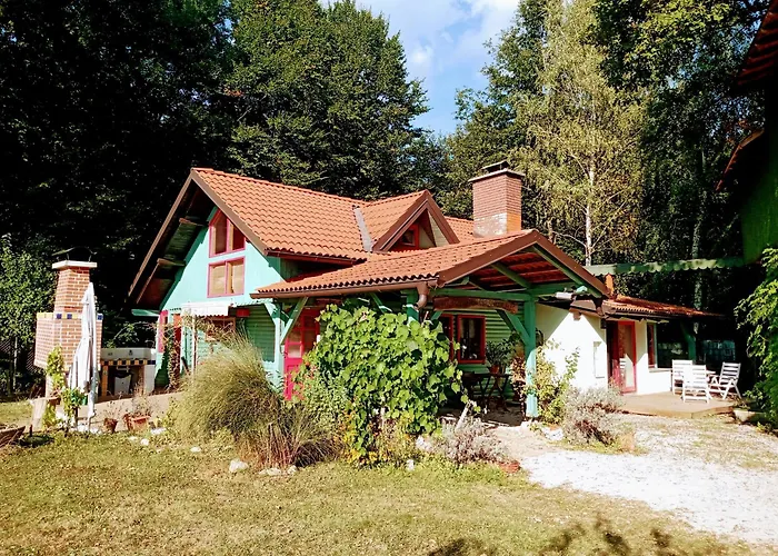 Tree House Ramona & Fairytale Wooden House By Ljubljana 4*