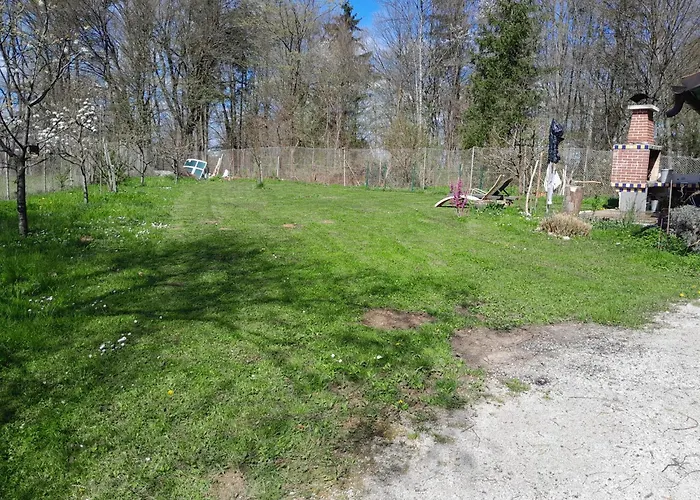 Tree House Ramona & Fairytale Wooden House By Ljubljana Guest house 4*