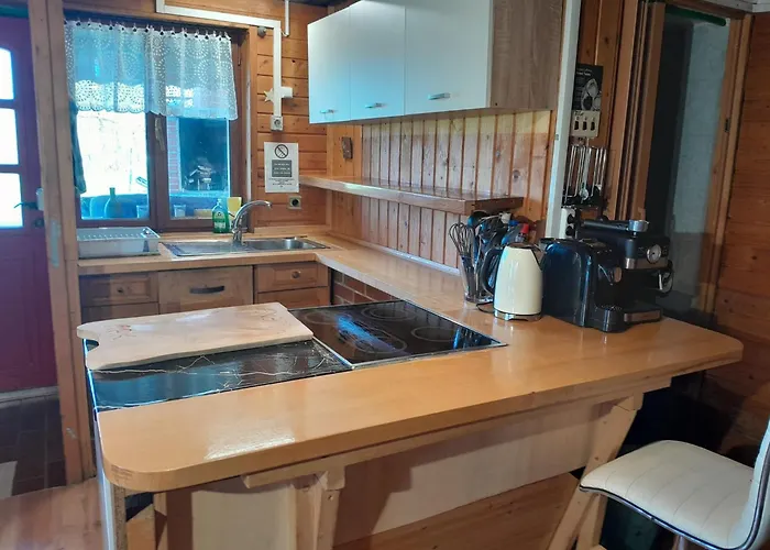 Gasthuis Tree House Ramona & Fairytale Wooden House By Ljubljana